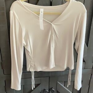 Lululemon top